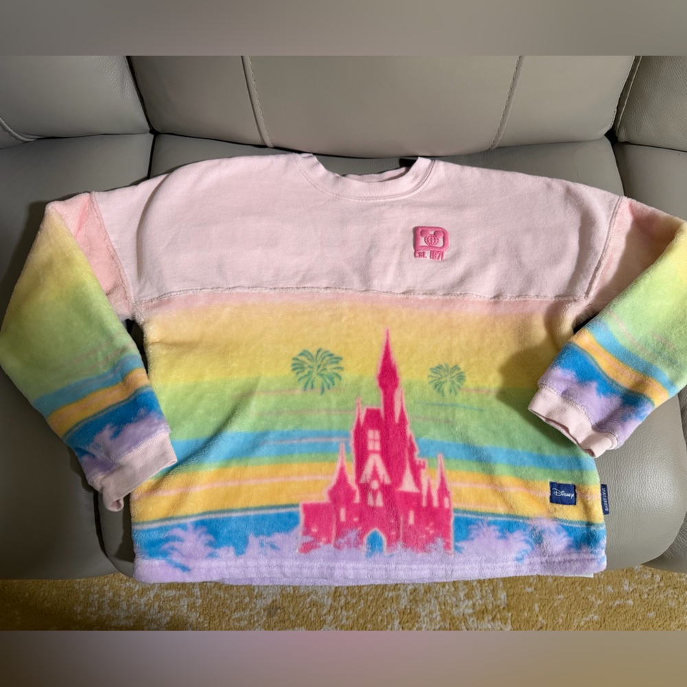 Disney Spirit Jersey Pastel Castle Fleece Sweatshirt Size XL Walt Disney World